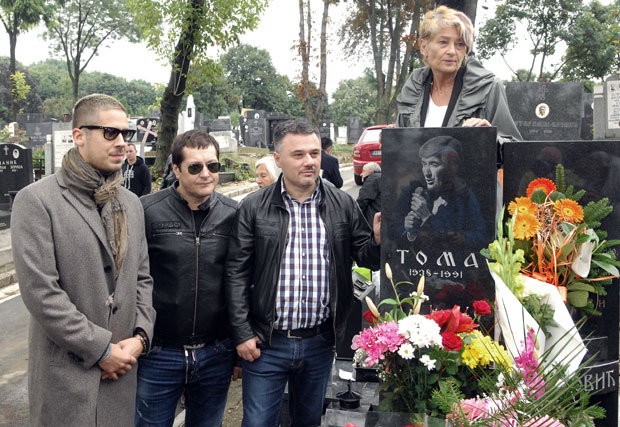 СЕЋАЊЕ НА ТОМУ ЗДРАВКОВИЋА: Концерт у Арени за боема и легенду